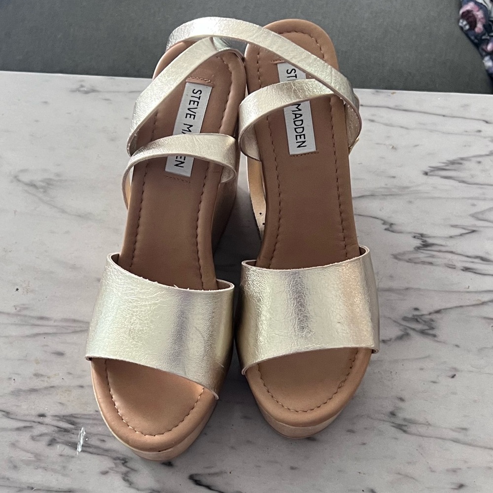 Steve Madden Wedges